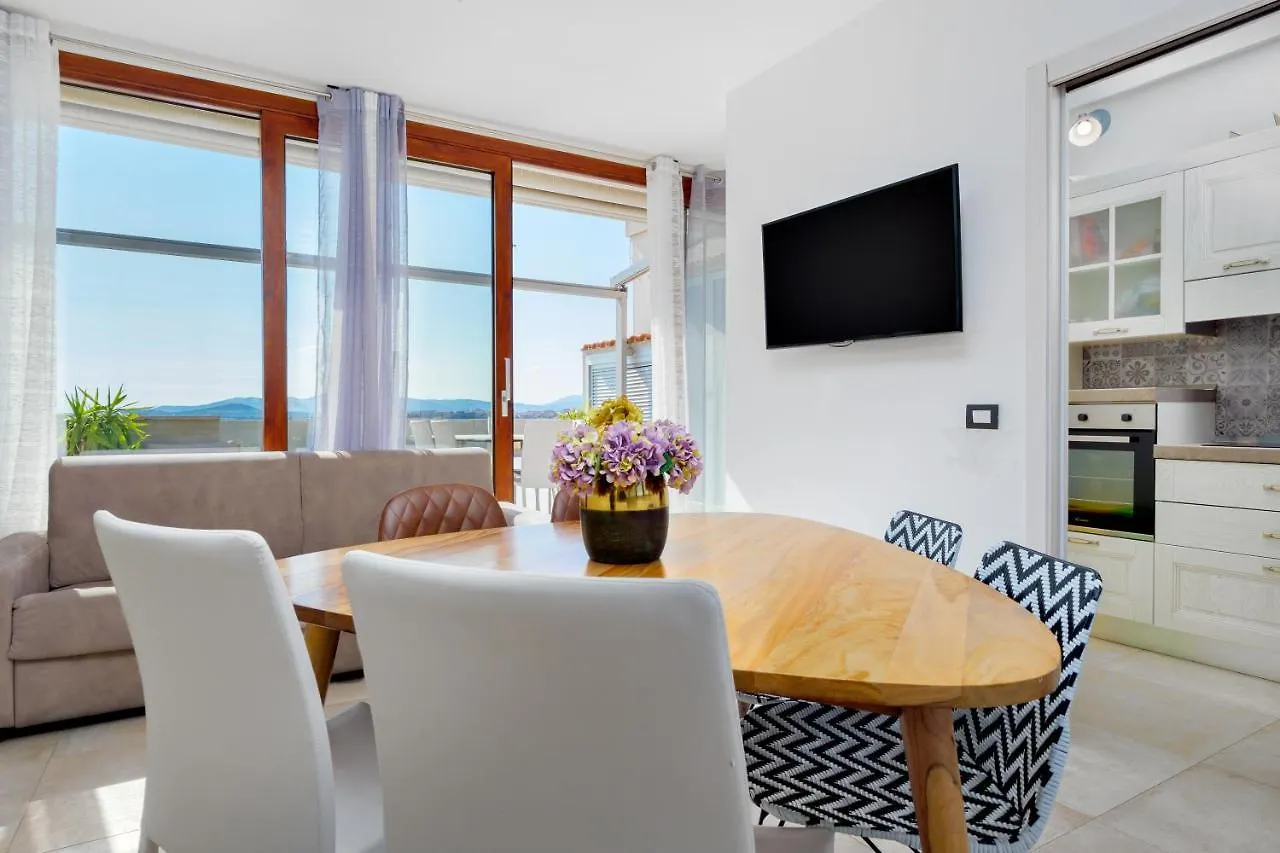Window On The Sea Apartment Olbia Italy